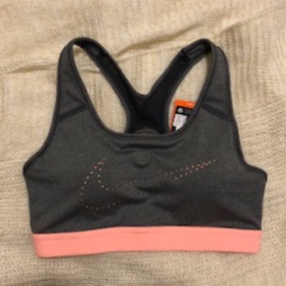 NWT Nike Sports Bra